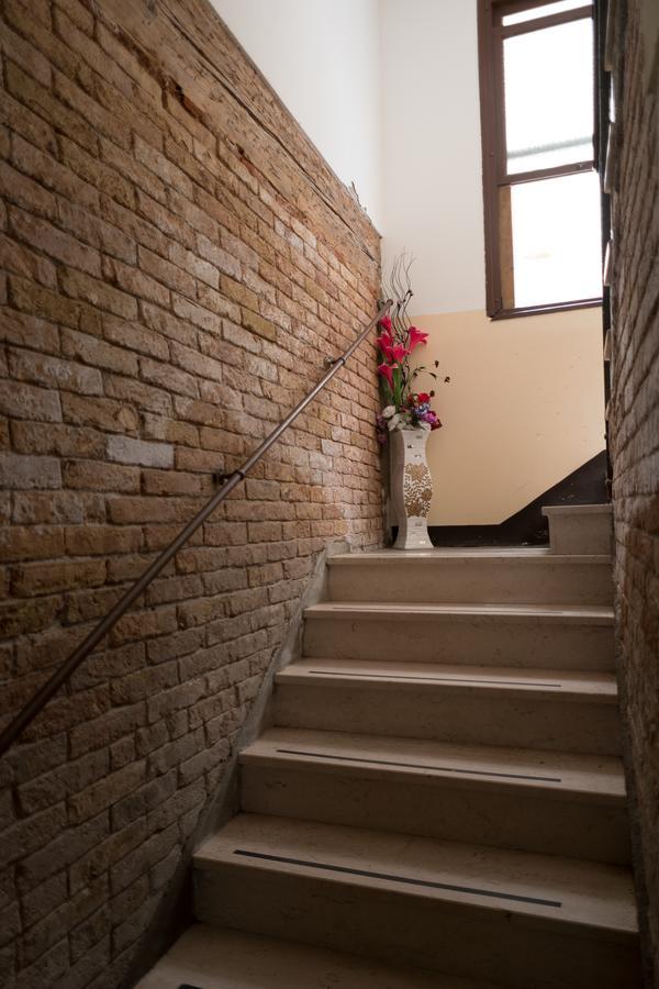 Backpackers House Affittacamere 2*