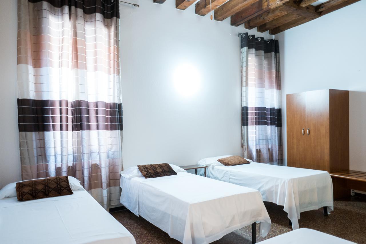 Backpackers House Maison d'hôtes